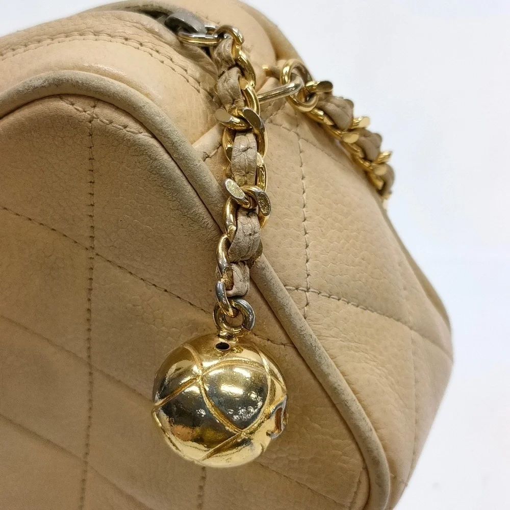 Chanel Bag Matelasse chain Cream Caviar Leather
